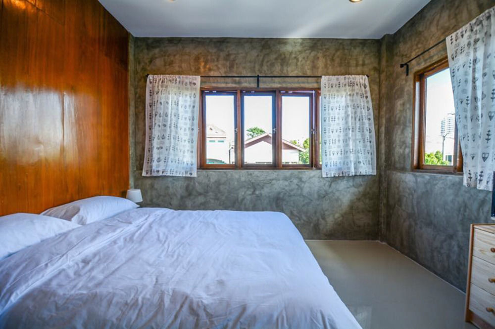 The Ghee House Hotell Chiang Mai Exteriör bild